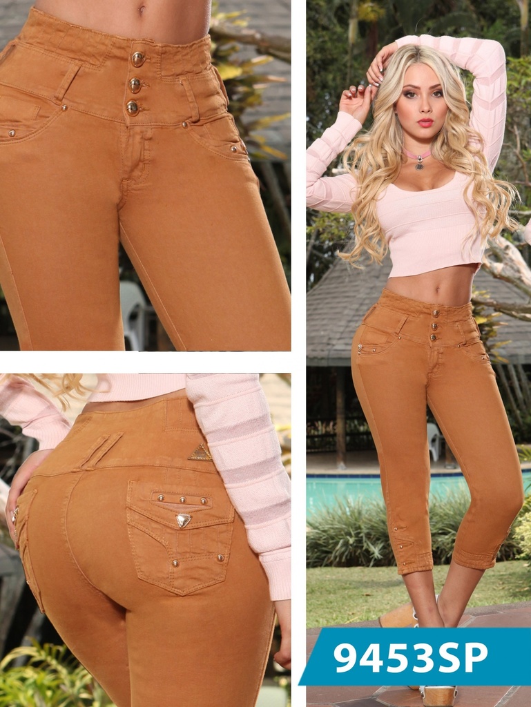 [2429453SP01] Jeans Capri Tiro Alto Levantacola Camel para Mujer 9453SP