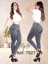 Jeans Levantacola Colombiano